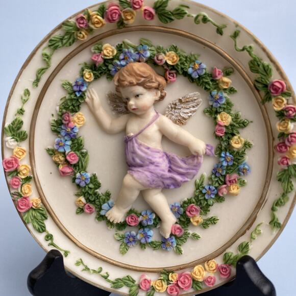 Hand painted 3D floral design decorative plate 6 Inch - Picture 2 of 6